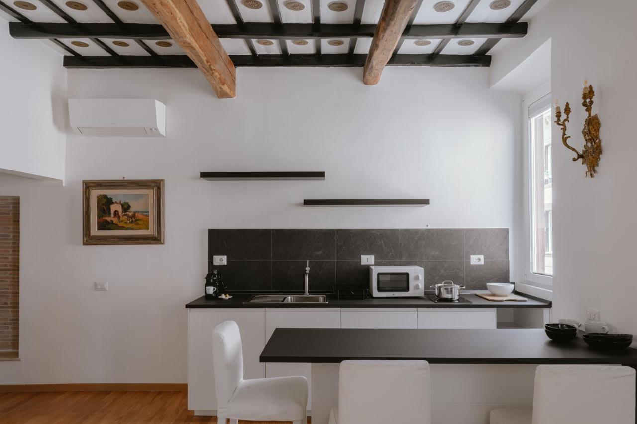 Charming Frattina - 2 Bathrooms New Apartment Рим Екстер'єр фото